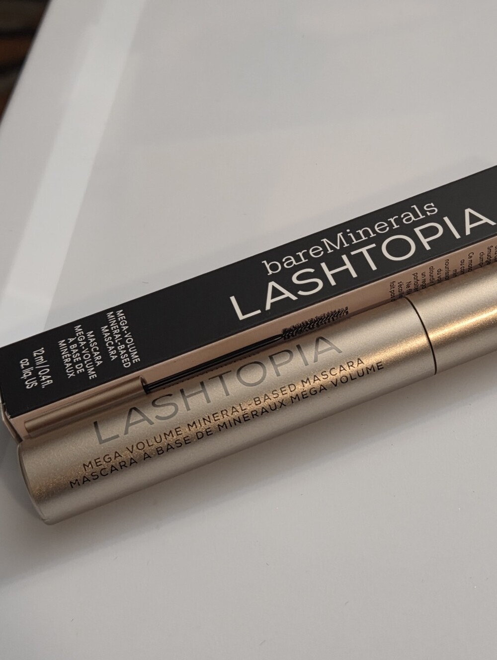 bareMinerals Lashtopia Mega Volume Mascara in Black